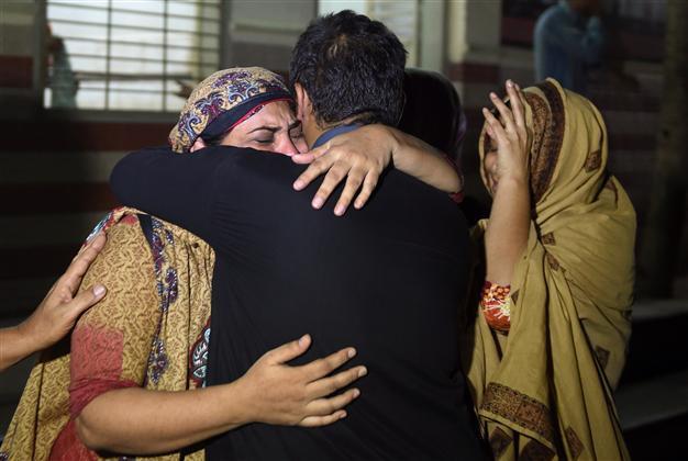 Pakistan heatwave death toll climbs to 122: officials