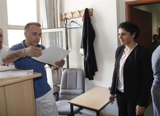 Niece of PKK’s Öcalan to serve as acting clerk at parliament
