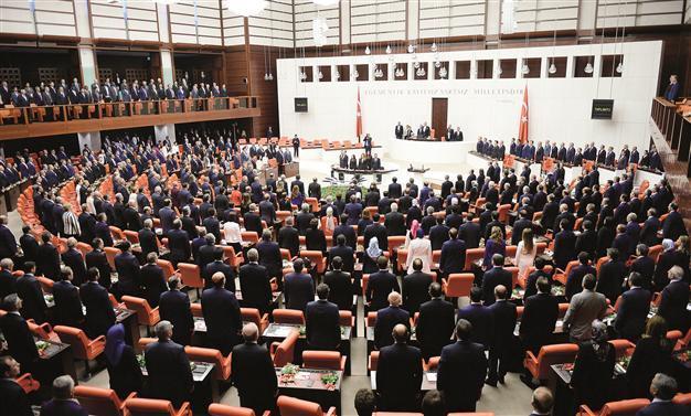 Parties mull tactics to get Turkish parliament speaker’s seat