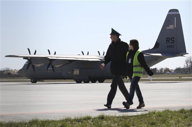 300 US troops in Ukraine to train Ukrainian forces: Army