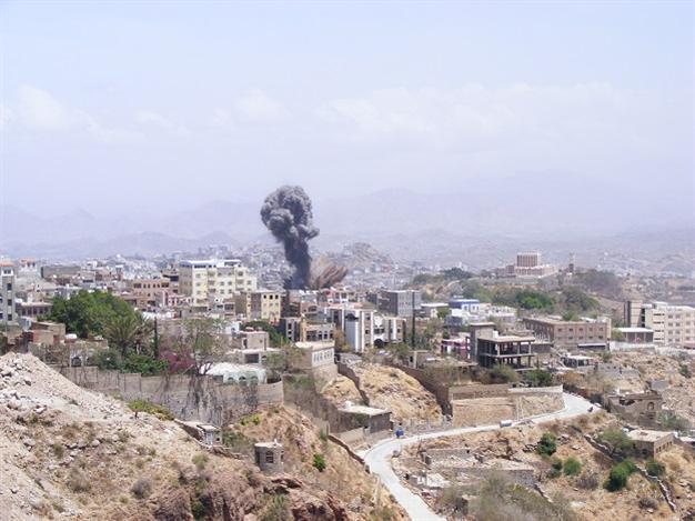 Saudi vows to cover UN aid call for Yemen, keeps up air raids