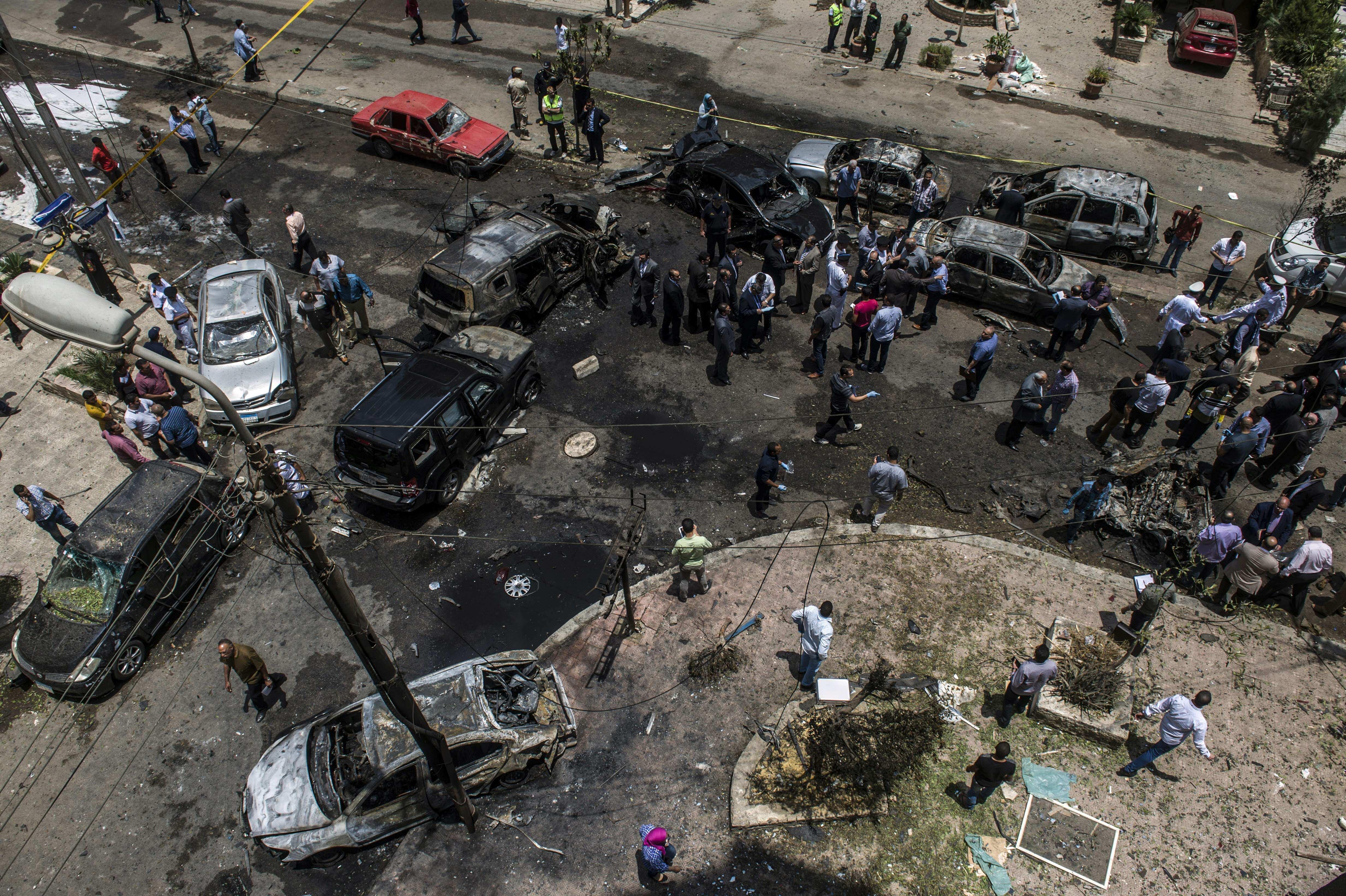 Cairo bomb wounds Egypt state prosecutor