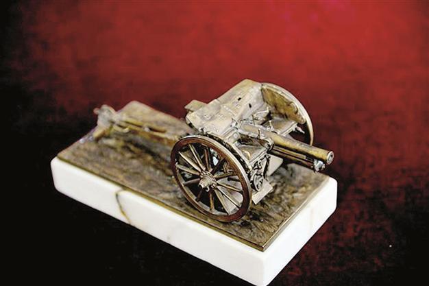Enver Paşa’s belongings sold at auction