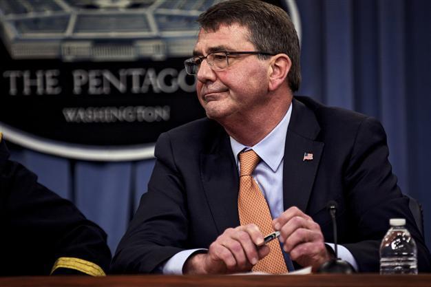 Carter concerned Iran ships may carry arms for Yemen rebels