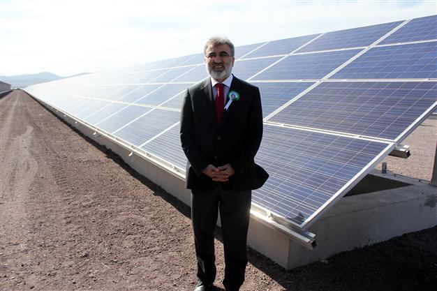 Minister: Turkey ‘courageous’ enough to have nuclear plant
