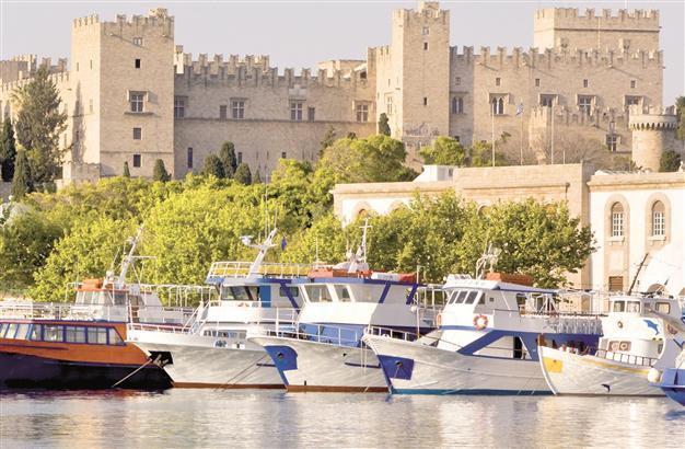 Despite crisis, Turkish, Greek businesses work to boost trade