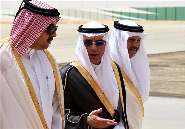 Gulf ministers vow united stand against ISIL mosque bombings