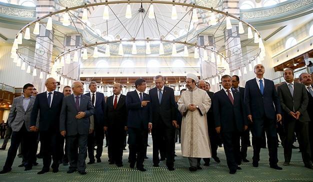 Erdoğan opens palace mosque, highlights Quranic verse on ‘patience’