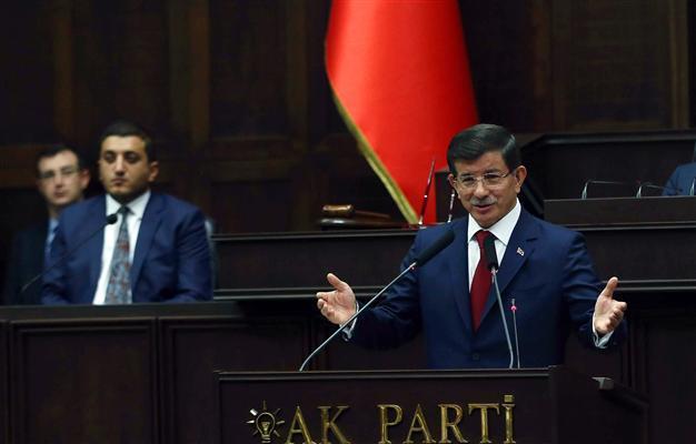 PM Davutoğlu to hold two rounds of coalition talks