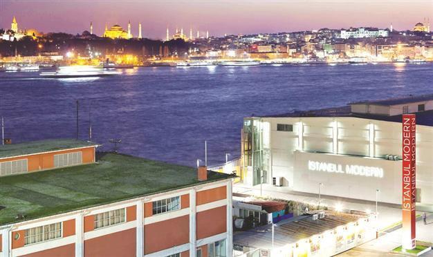 Certificate of Excellence given to Istanbul Modern