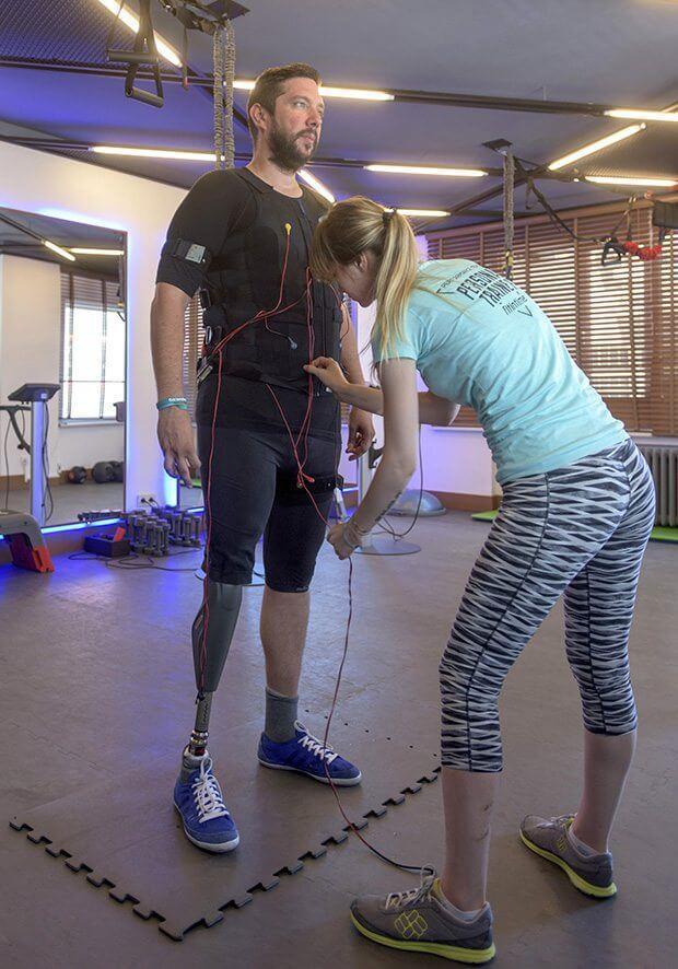 ‘How I let them amputate my leg’: Turkish sports presenter explains