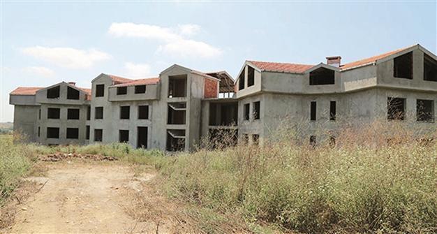 Refugee camp construction plan draws opposition in western Istanbul