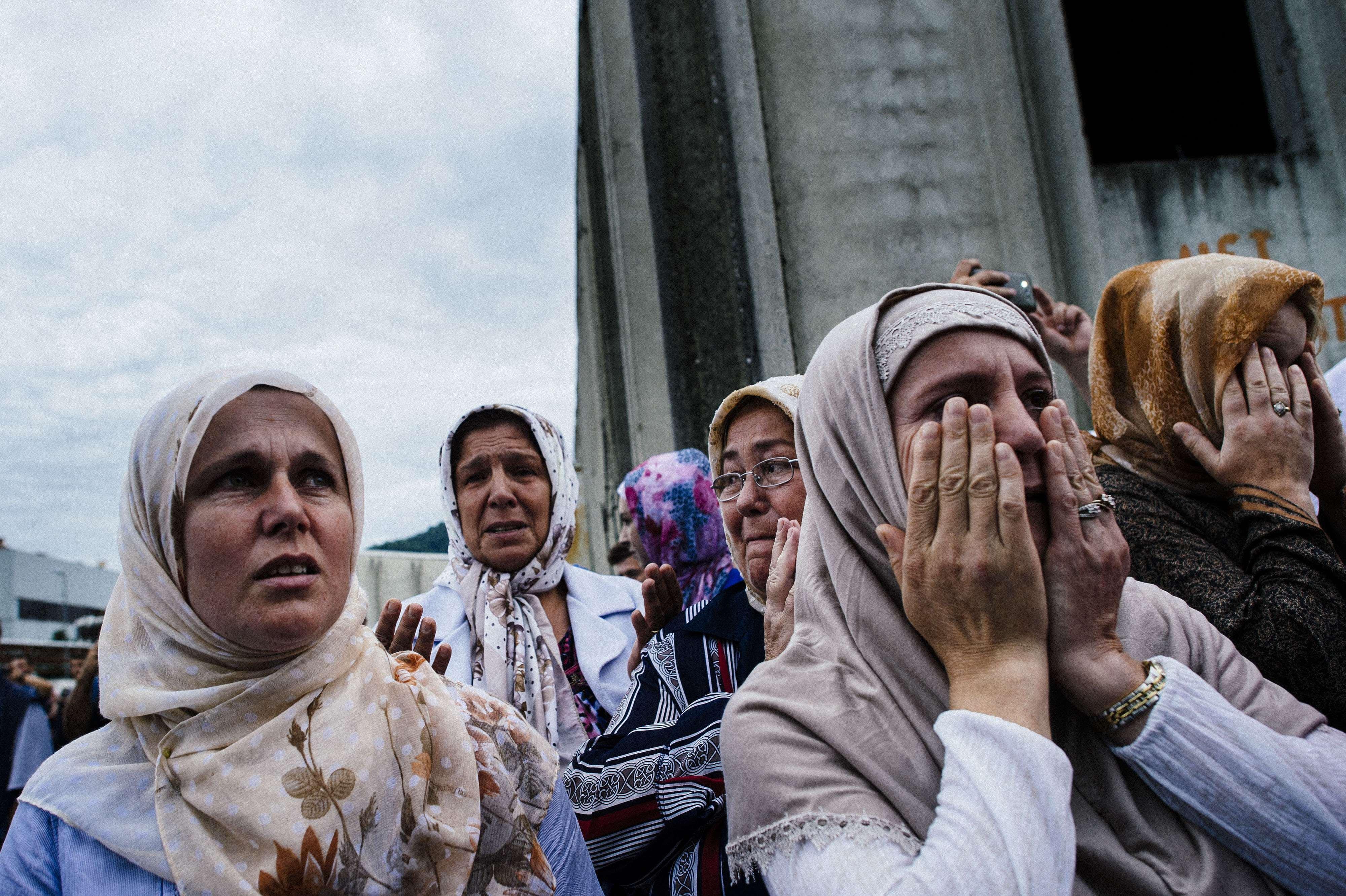 Bosnians prepare to mark 20 years of Srebrenica massacre