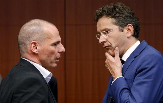 Greece avoids default with IMF payment but warns of imminent crisis