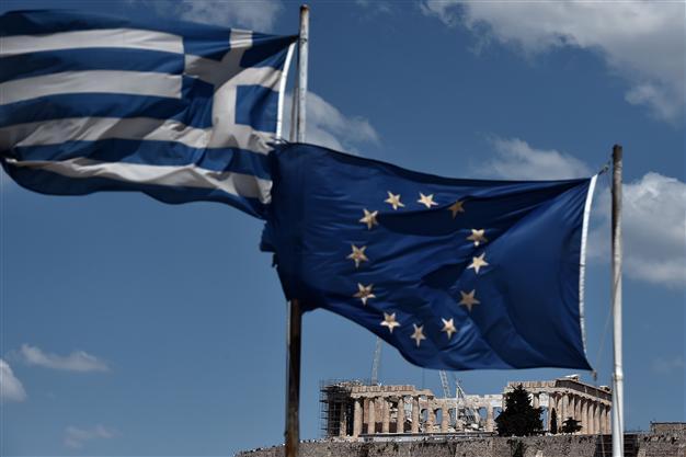 EU cancels summit on Greece as eurozone talks continue