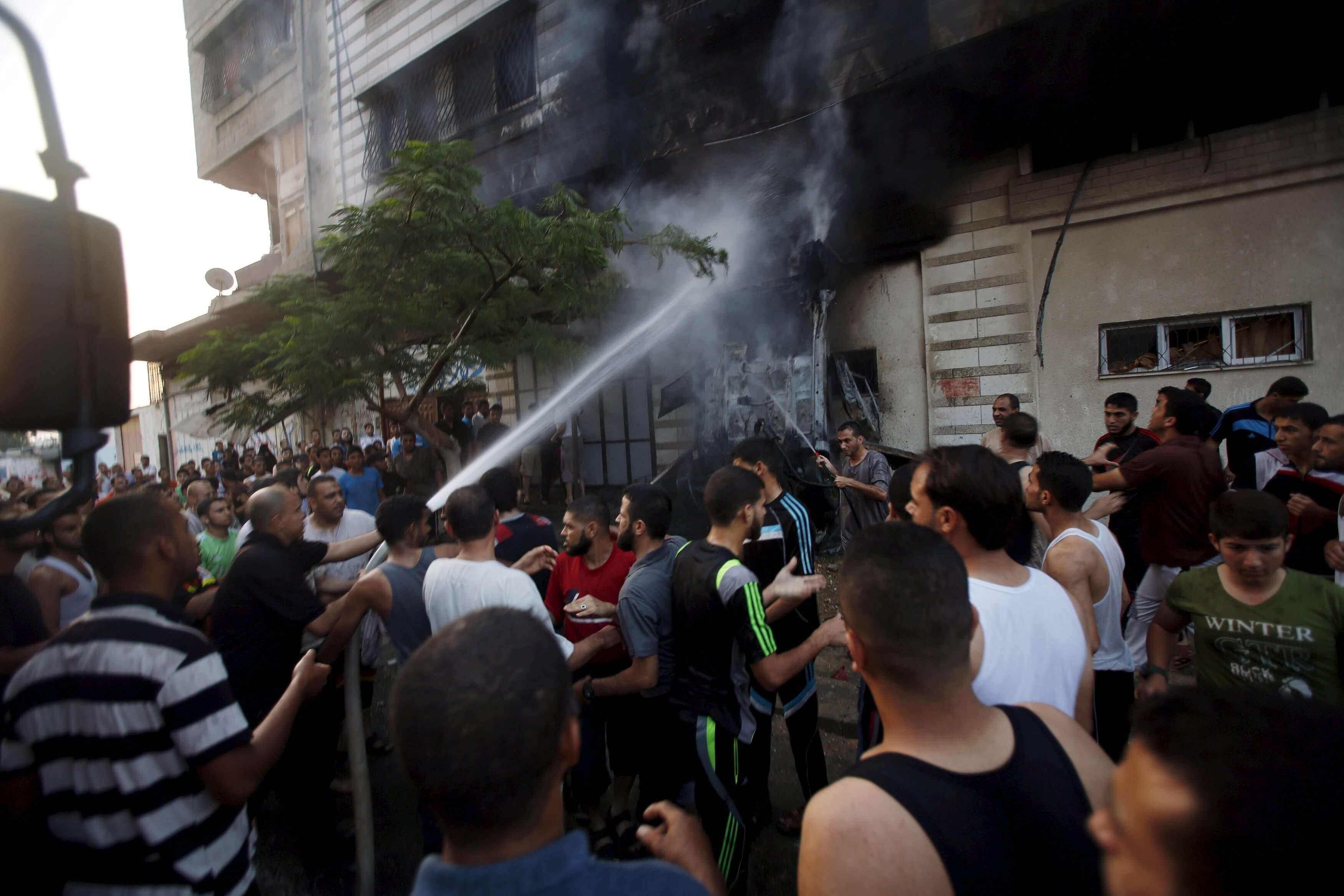 Blasts hit cars for Hamas, Islamic Jihad members in Gaza
