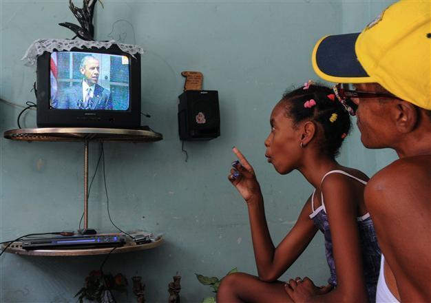 US, Cuba sweeping aside Cold War enmity to restore ties
