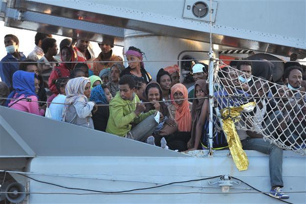 EU fails to reach migrant settlement target