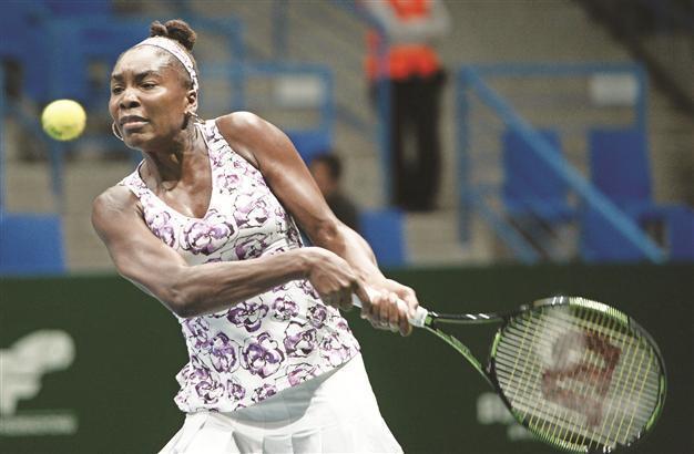 Venus comes crashing to earth against Bondarenko