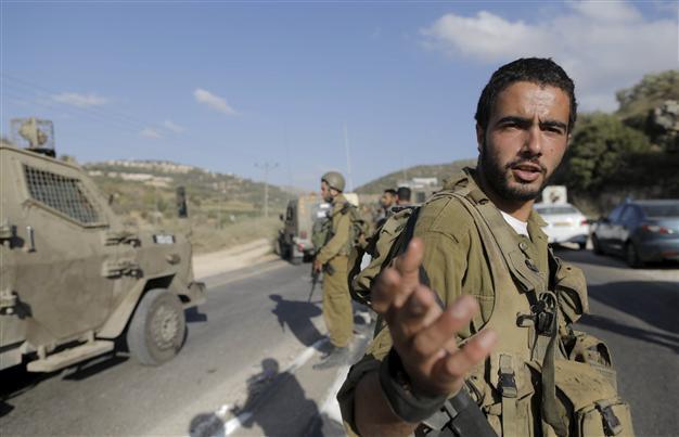 Israel troops shoot dead Palestinian in West Bank: medics