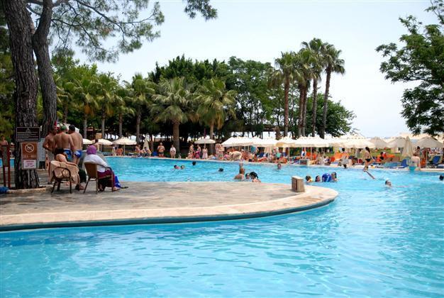 Turkey sees highest decrease in hotel occupancy rates in Europe