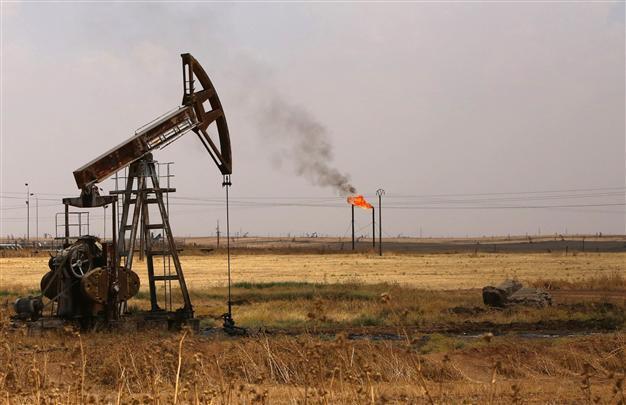 Syrian Kurds refine oil for themselves for first time