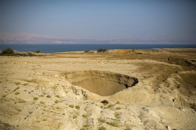 Shrinking Dead Sea leaves trail of perilous sinkholes