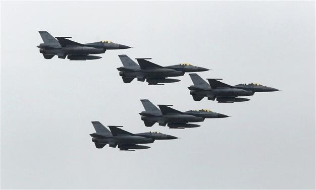 US delivers F-16s to Egypt ahead of Kerry visit: Embassy