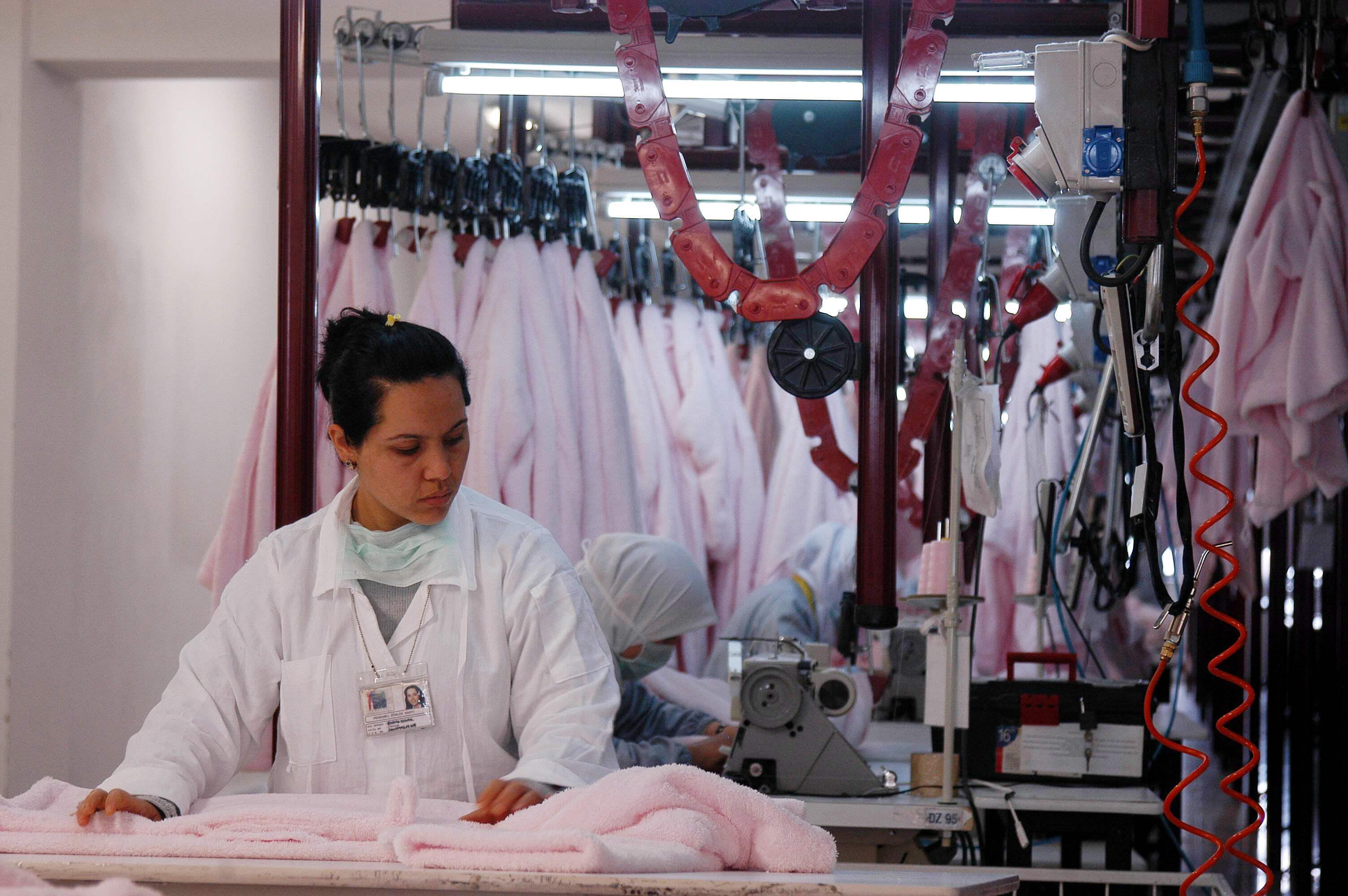 Only half of women employees are registered in Turkey: Association