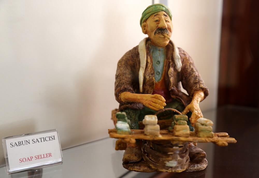 Turkey’s street vendors brought together for exhibition