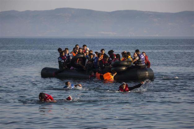 Migrants attacked at sea between Greece and Turkey