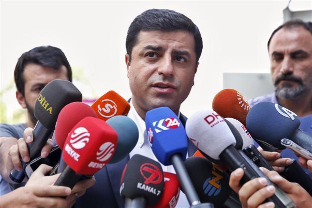 HDP calls on both PKK and gov’t to silence arms