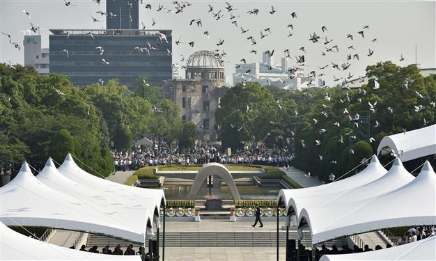 Japan marks 70th anniversary of Hiroshima atomic bombing
