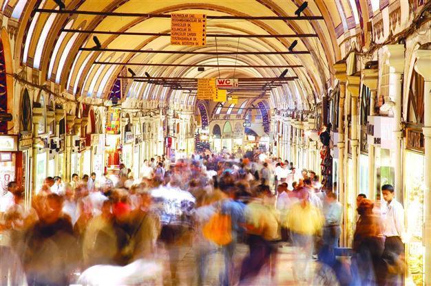 Asset management firms set eyes on unpaid bills of indebted Turkish citizens