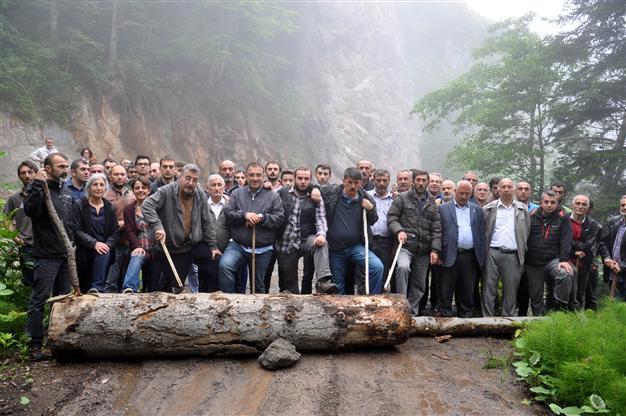Environmentalists probed for hindering mining work in Turkey’s northeast