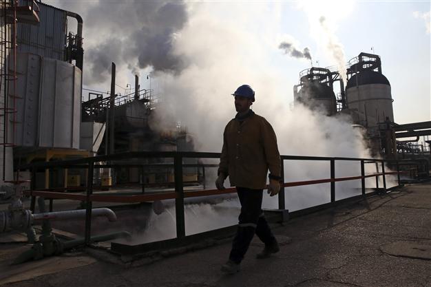 Iran oil output could jump sharply post-sanctions: Agency