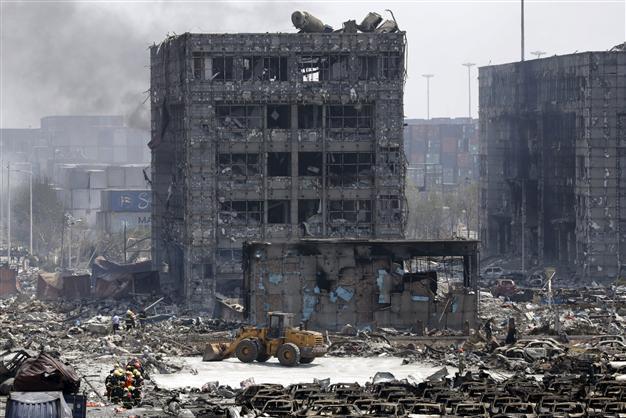 Huge China explosions leave scores dead, hundreds injured