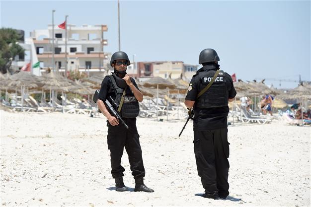 Tunisia policeman shot dead in beach massacre resort
