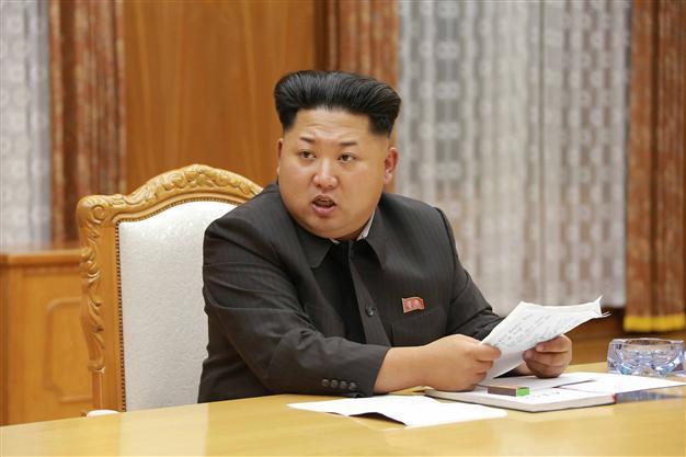 N. Koreas Kim puts troops on war footing with South