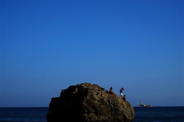 Greek Cyprus tourist arrivals hit record high in July