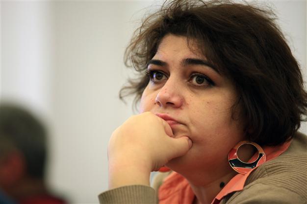 Azeri prosecutors demand nine-year sentence for investigative reporter