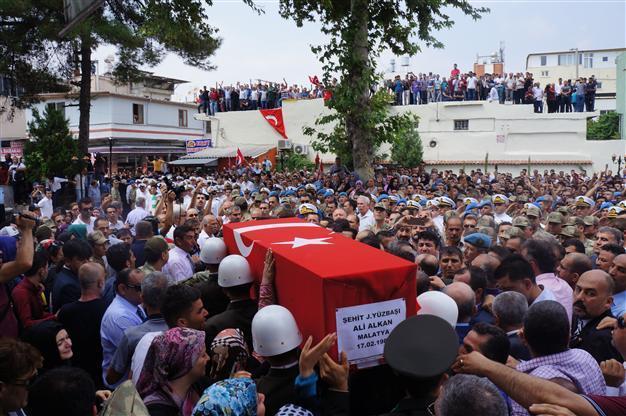 2 soldiers killed over weekend as PKK violence continues
