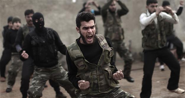 Turkey refutes tipping al-Qaeda group to US-trained fighters