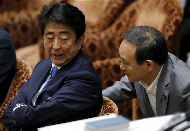 Obama says sorry to Japan after WikiLeaks claims of US spying