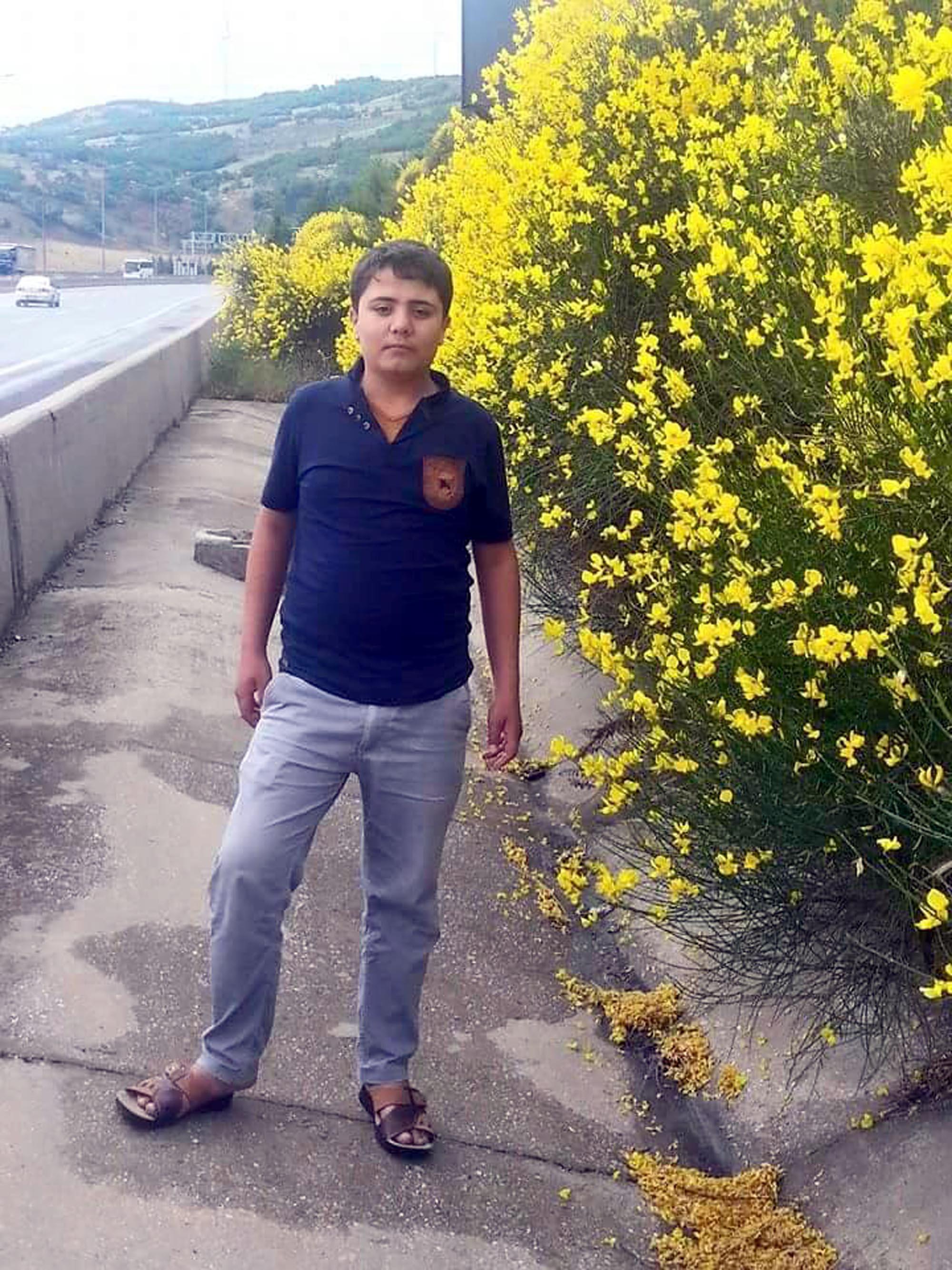 Police shoot dead teenager at checkpoint in Turkey’s southeast