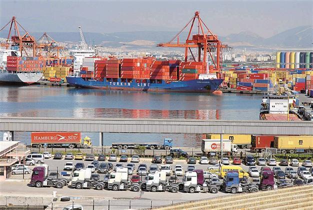Turkey’s foreign trade gap widens in July