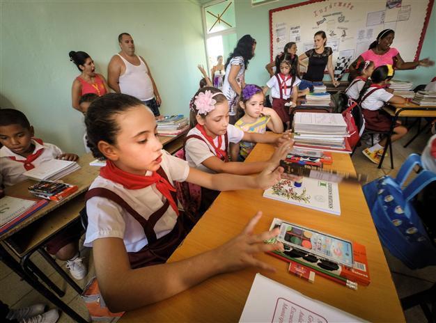 Cuba goes all in on English, amid closer US ties