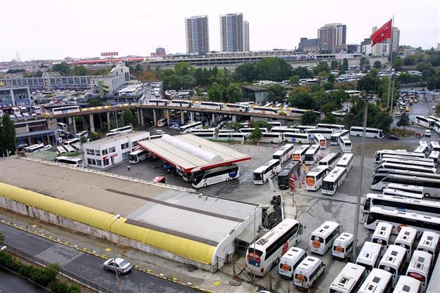 Parking fee hike at Istanbul’s main bus terminal stirs conflict