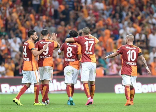 Galatasaray makes its mark on final day of transfer window