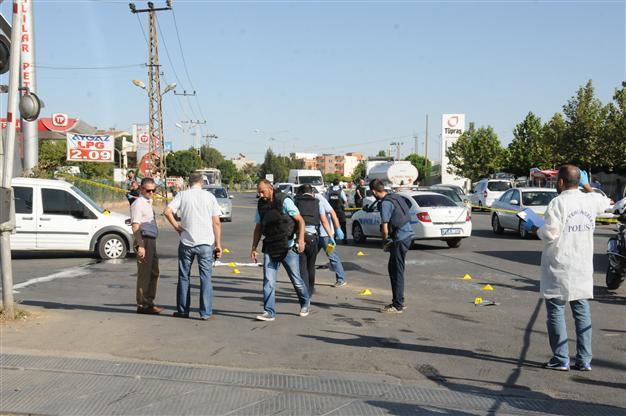 One police commissioner, one police injured in PKK attack in Turkey’s east